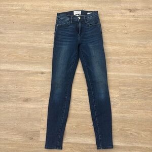 Frame Denim Le High Skinny Jeans in Dark Blue 24